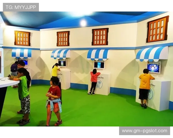 和女朋友一起体验欢乐满满的一天互动游戏之旅